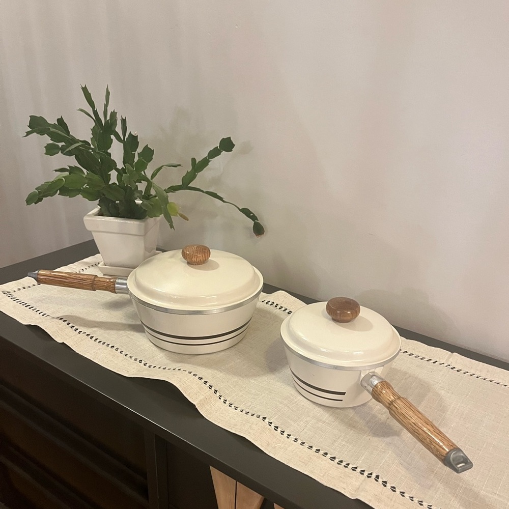 Elite Westbend saucepans